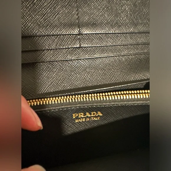 Prada ribbon long saffiano black continental bow wallet with Prada box - Picture 7 of 16
